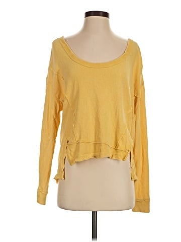 Urban Outfitters Long Sleeve T-Shirt (view 1)
