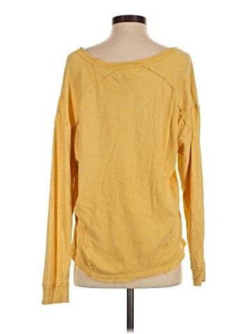 Urban Outfitters Long Sleeve T-Shirt (view 2)