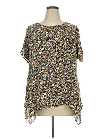 Avenue Short Sleeve Blouse (view 1)