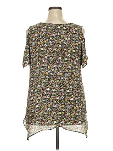 Avenue Short Sleeve Blouse (view 2)