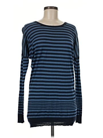 Vince. Pullover Sweater (view 1)