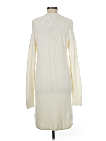 Abercrombie & Fitch Turtleneck Sweater (view 2)