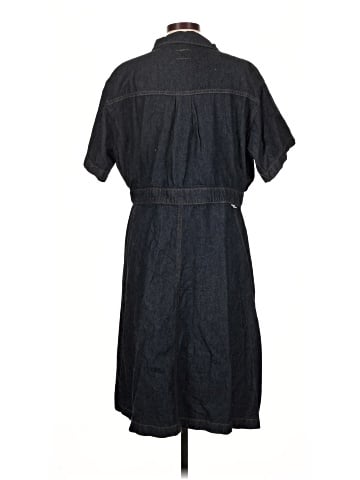 Levi's Casual Dress (view 2)