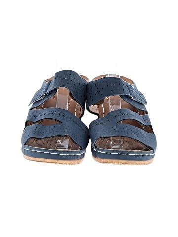 Unbranded Wedges (view 2)