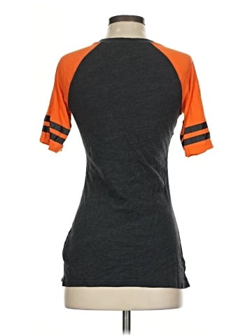 Nike Short Sleeve T-Shirt (view 2)
