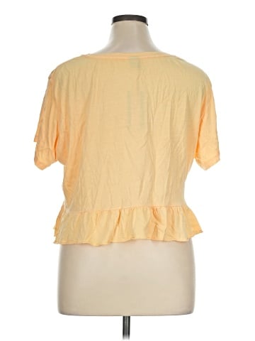 Wild Fable Short Sleeve Top (view 2)