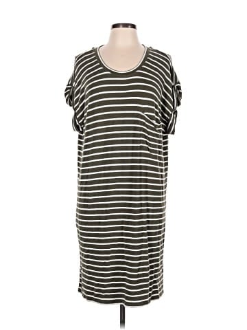 Chelsea & Theodore Casual Dress (view 1)