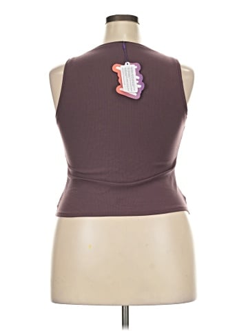 Yitty Sleeveless Top (view 2)