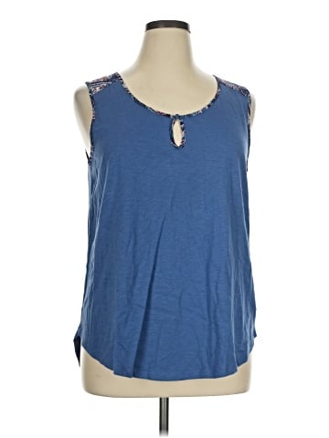 Akemi + Kin Sleeveless Top (view 1)