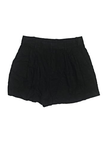Gap Shorts (view 1)