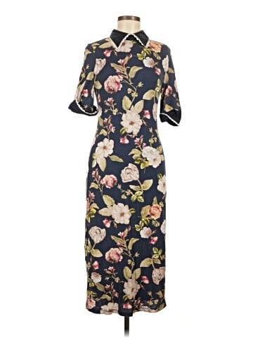 Alice + Olivia Casual Dress (view 1)