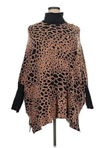 Alfani Poncho (view 1)