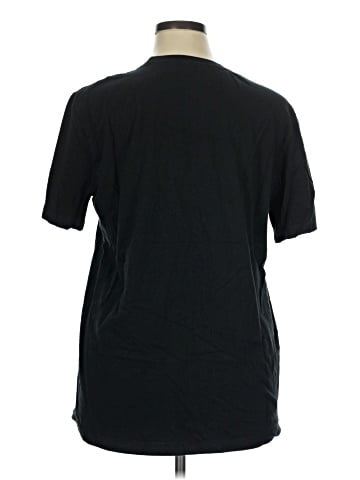 Nike Short Sleeve T-Shirt (view 2)