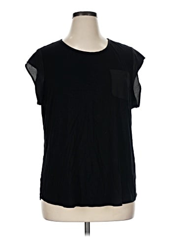 Unbranded Sleeveless T-Shirt (view 1)
