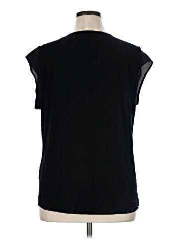 Unbranded Sleeveless T-Shirt (view 2)