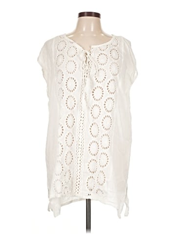 BoHo Me Sleeveless Blouse (view 1)