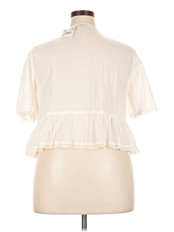 American Eagle Outfitters Short Sleeve Blouse (view 2)