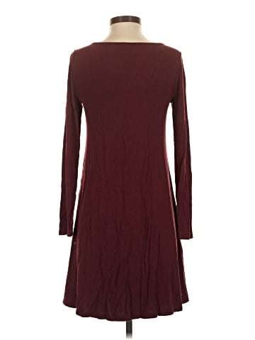 Old Navy Casual Dress (view 2)