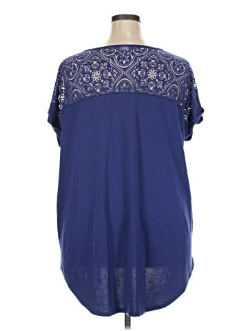 Ava & Viv Short Sleeve T-Shirt (view 2)