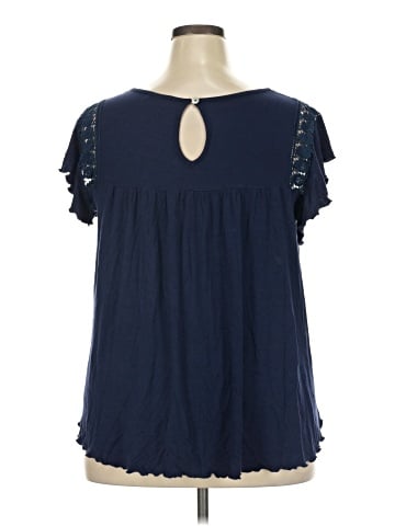 Loveappella Sleeveless T-Shirt (view 2)