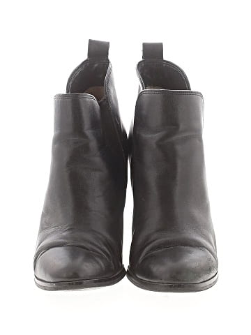 MICHAEL Michael Kors Ankle Boots (view 2)