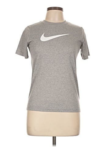 Nike Short Sleeve Top (view 1)