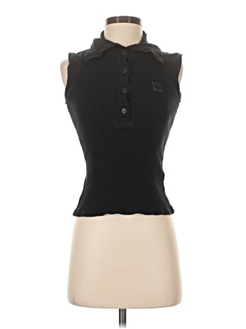 Zara Sleeveless Button-Down Shirt (view 1)