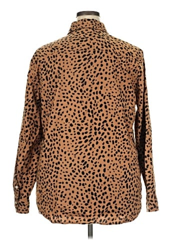 Crown & Ivy Long Sleeve Button-Down Shirt (view 2)