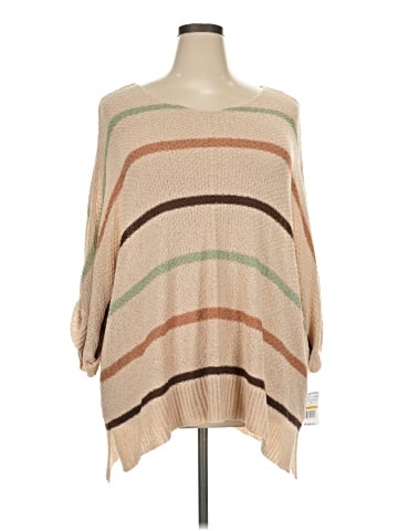 Sioni Poncho (view 1)
