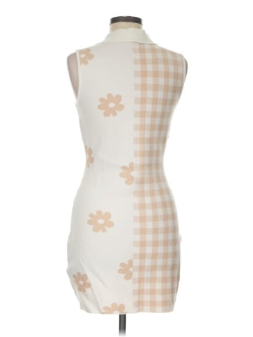 Le Lis Casual Dress (view 2)