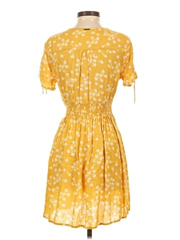 Billabong Casual Dress (view 2)