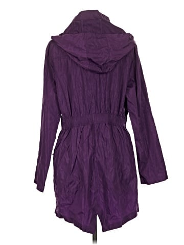 Lomon Raincoat (view 2)