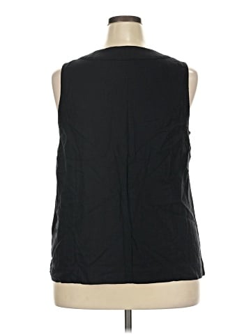 Croft & Barrow Sleeveless Blouse (view 2)