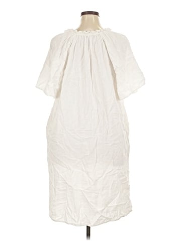 Old Navy Casual Dress (view 2)