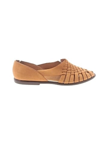 Unbranded Flats (view 1)
