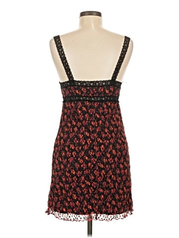 Urban Outfitters Casual Dress (view 2)