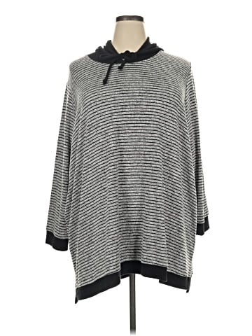 Catherines Poncho (view 1)