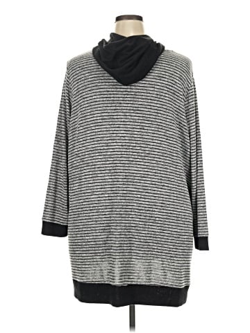Catherines Poncho (view 2)