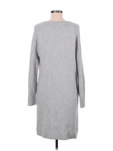 Old Navy Pullover Sweater (view 2)