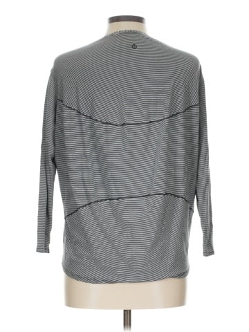 Lululemon Athletica 3/4 Sleeve T-Shirt (view 2)