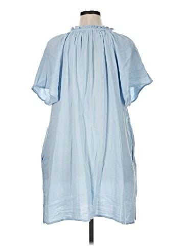Old Navy Casual Dress (view 2)