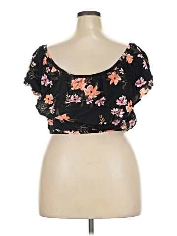 Torrid Short Sleeve Top (view 2)