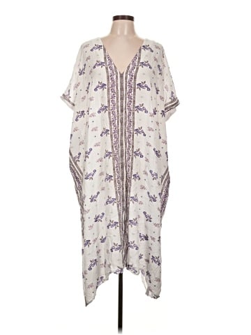 Urban Outfitters Casual Dress (view 1)