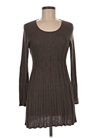 Daisy Fuentes Casual Dress (view 1)