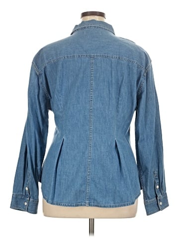 Madewell Denim Darted Button-Up Shirt in Winnset Wash (view 2)