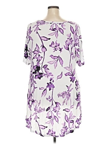 Lane Bryant Short Sleeve T-Shirt (view 2)