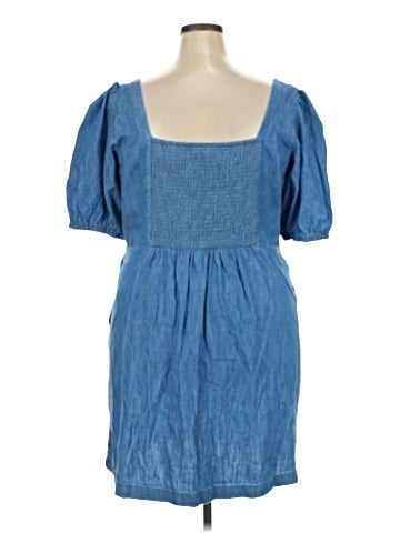 Old Navy Casual Dress (view 2)