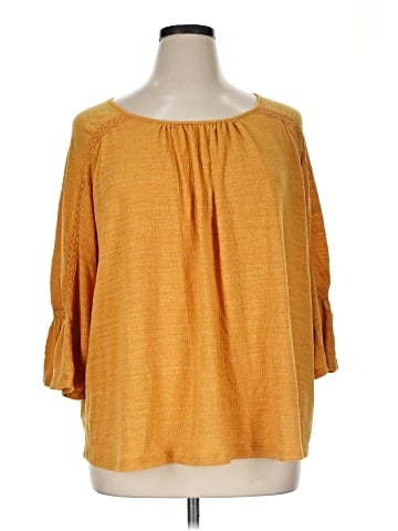 Cable & Gauge 3/4 Sleeve Blouse (view 1)