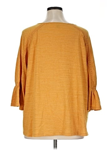 Cable & Gauge 3/4 Sleeve Blouse (view 2)