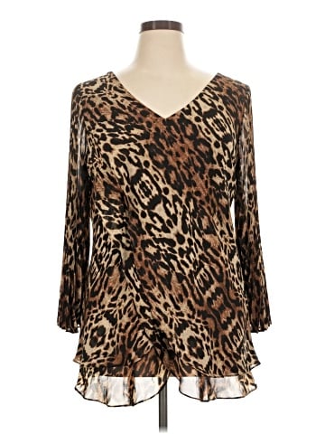 Hot In Hollywood 3/4 Sleeve Blouse (view 1)